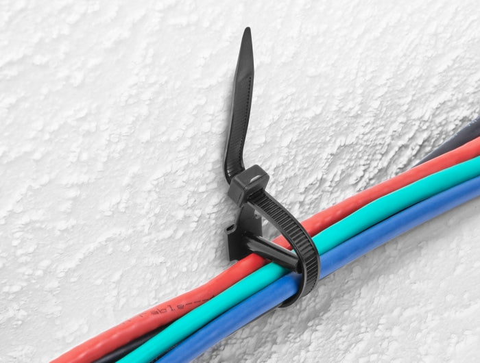 Delock 18914 Cable Tie With Dowel L 150 X W 7.0 Mm Black 100 Pieces