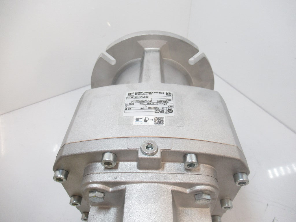 Nord DriveSystems SK573.1F-56C Speed Reducer Helical In Line, Ratio 109.12 :1