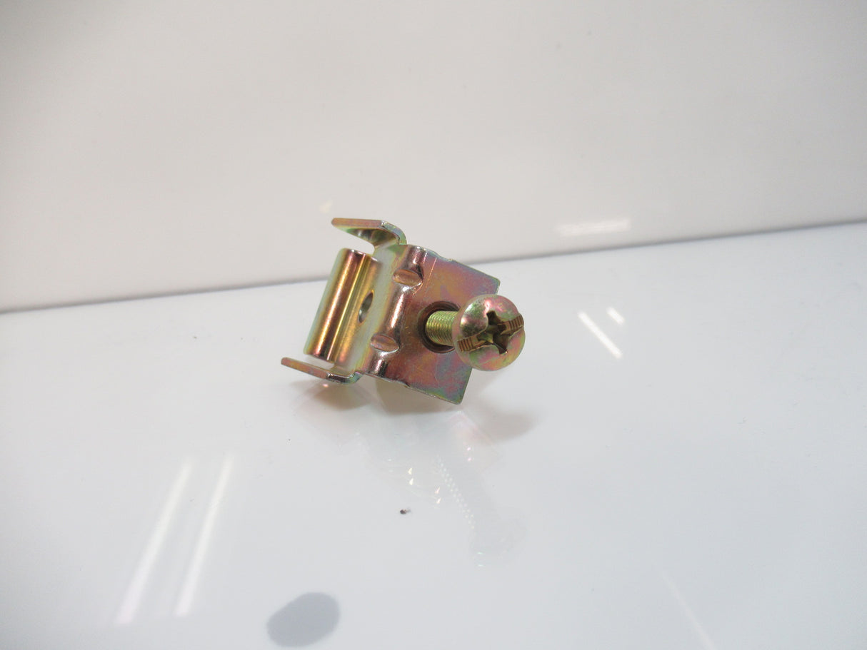 Allen Bradley 2711-NP2 Mounting Clip For Panelview 600, 900, 1000 Pack 6 Surplus