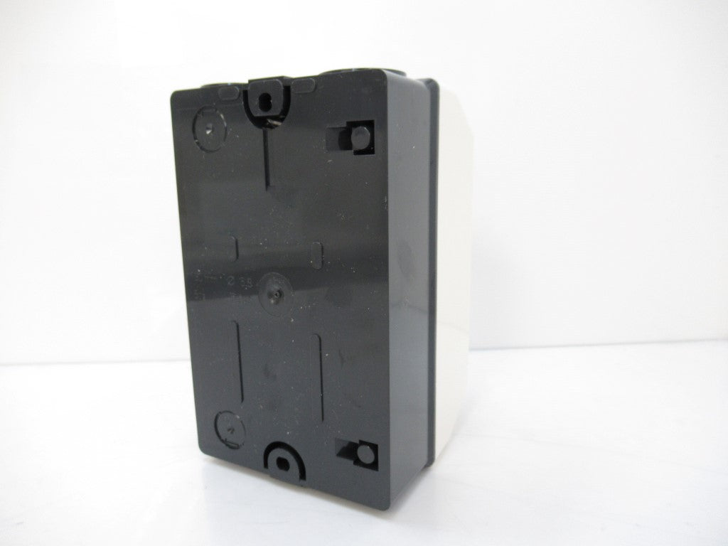 Schneider Electric GV2 MC02 Enclosure For TeSys GV2ME