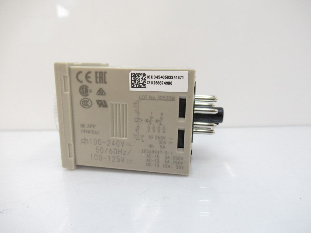 Omron H3CR-F8 Solid State Twin Timer 5 A AC 100-240V OR DC 100-125
