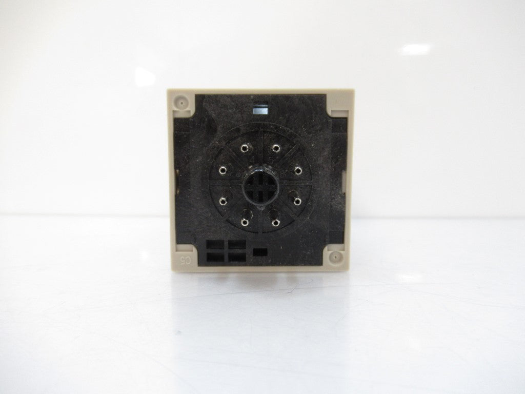 Omron H3CR-F8 Solid State Twin Timer 5 A AC 100-240V OR DC 100-125