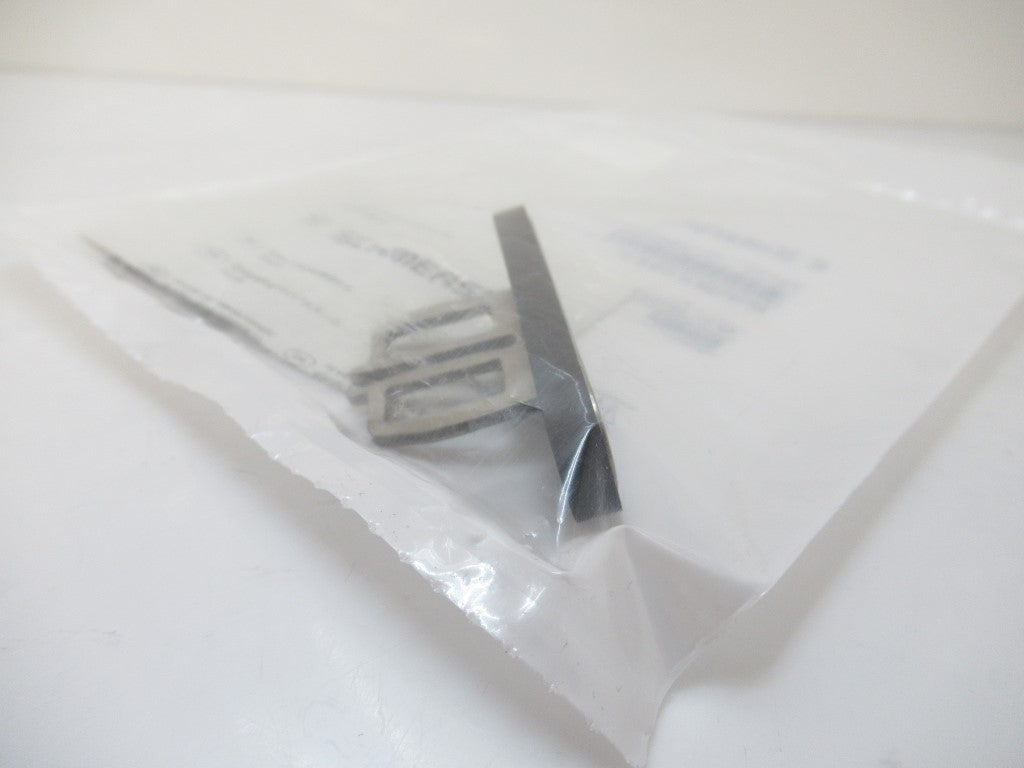 Schmersal AZ 15/16 B1 Straight Actuator