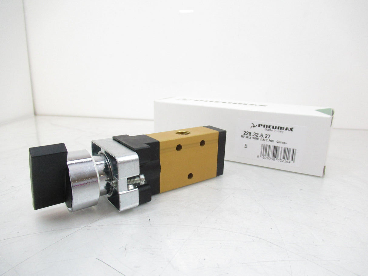 Pneumax 228.32.6.27 Manually Actuated Pneumatic Valve, 540 NL/min