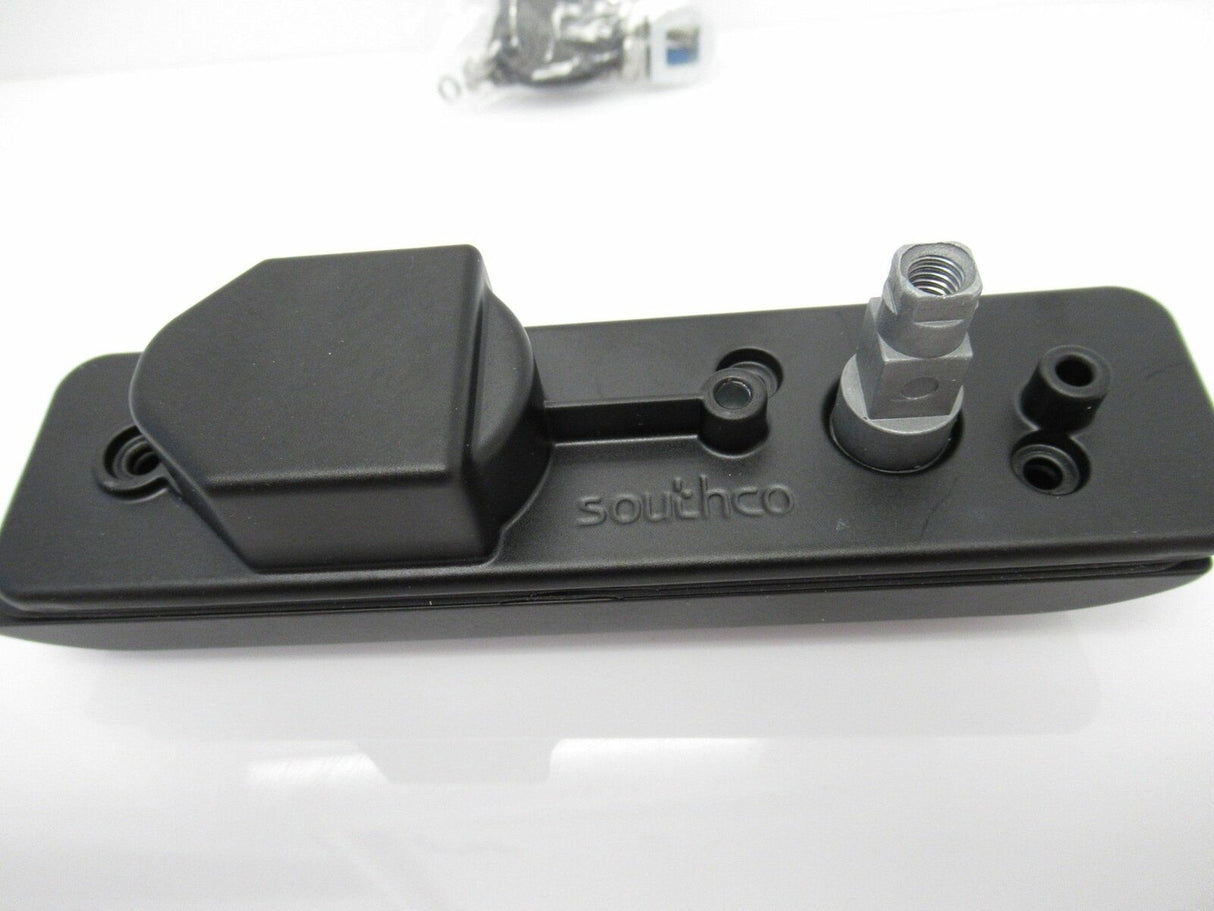 H3-50-101-150 H350101150 Southco Swinghandle Multi-Point System, Sold By Kit