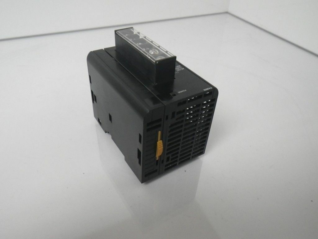 CJ1W-PA202 CJ1WPA202 Omron Power Supply Module 100 To 240V AC