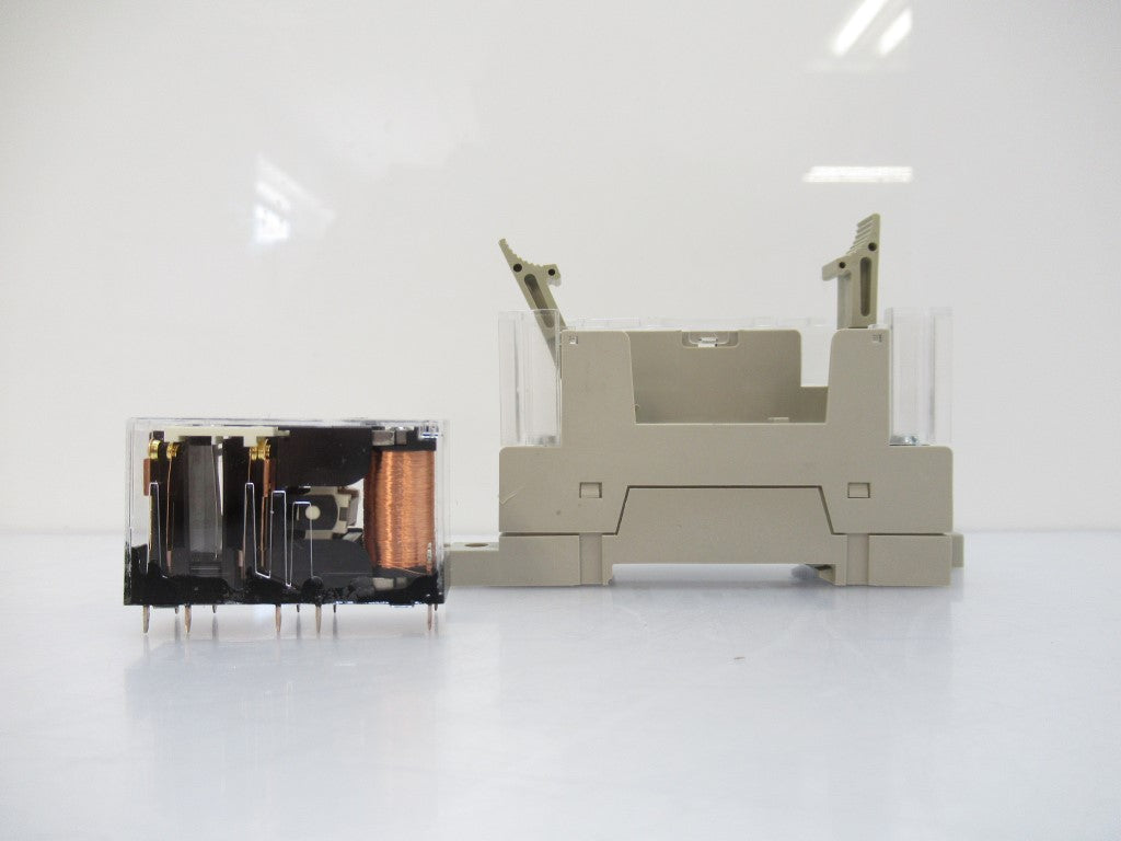 G7SA-2A2B-DC24 P7SA-10F-ND Omron Safety Relay Assembly With Relay