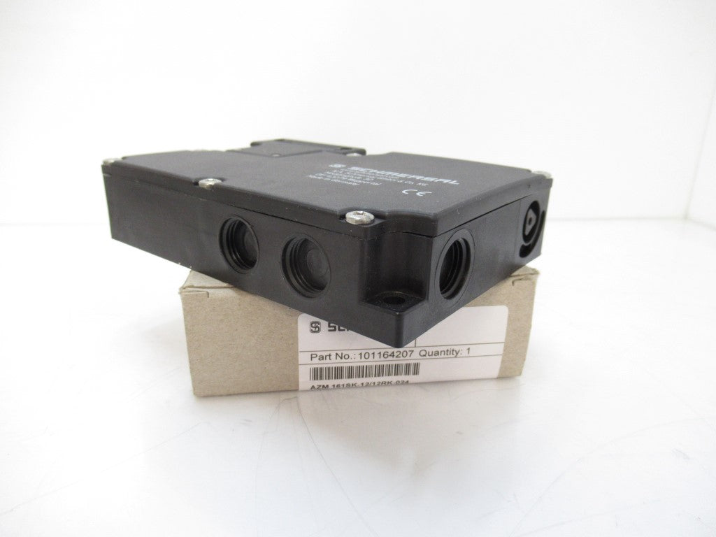 AZM 161SK-12/12RK-024 Schmersal Solenoid Interlock, Keyed (New In Box)