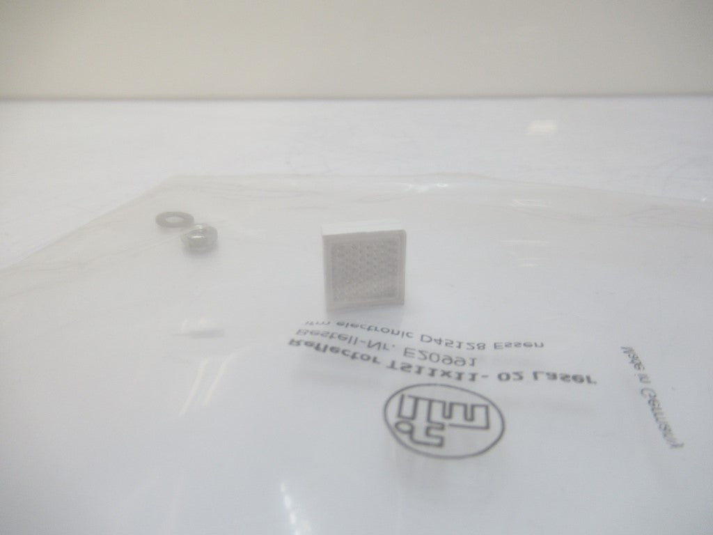 E20991 Ifm Electronic Reflector TS-11X11 For Retro-Reflective Laser Sensors
