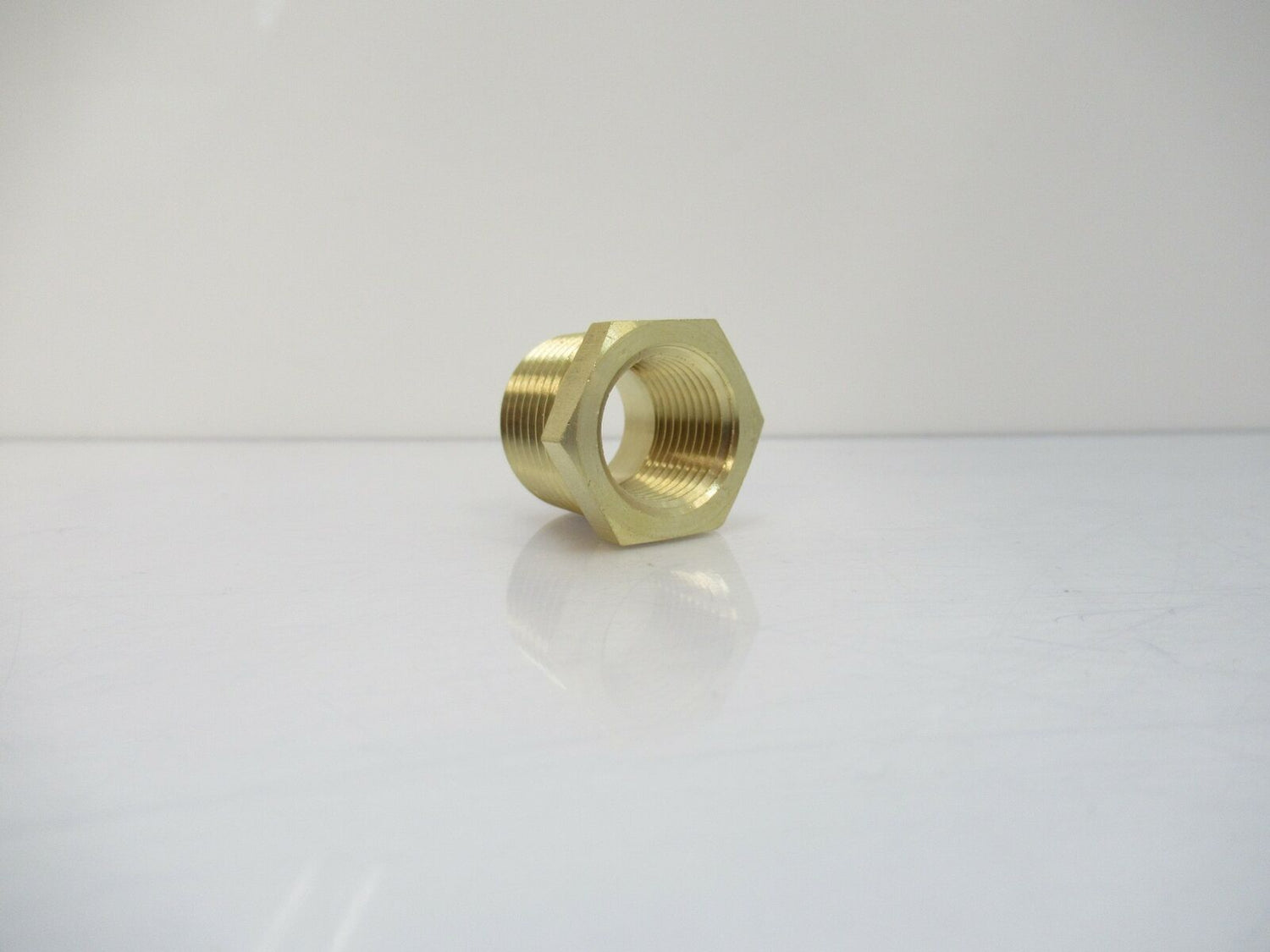 Reducing Pipe Bushing 110-DC, 1/2 in Male NPT x 3/8 in NPT Female