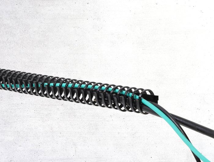 Delock 22076 Cable Duct Flexible Self-Adhesive Screwable 34 X 35 Mm, 50 Cm Long