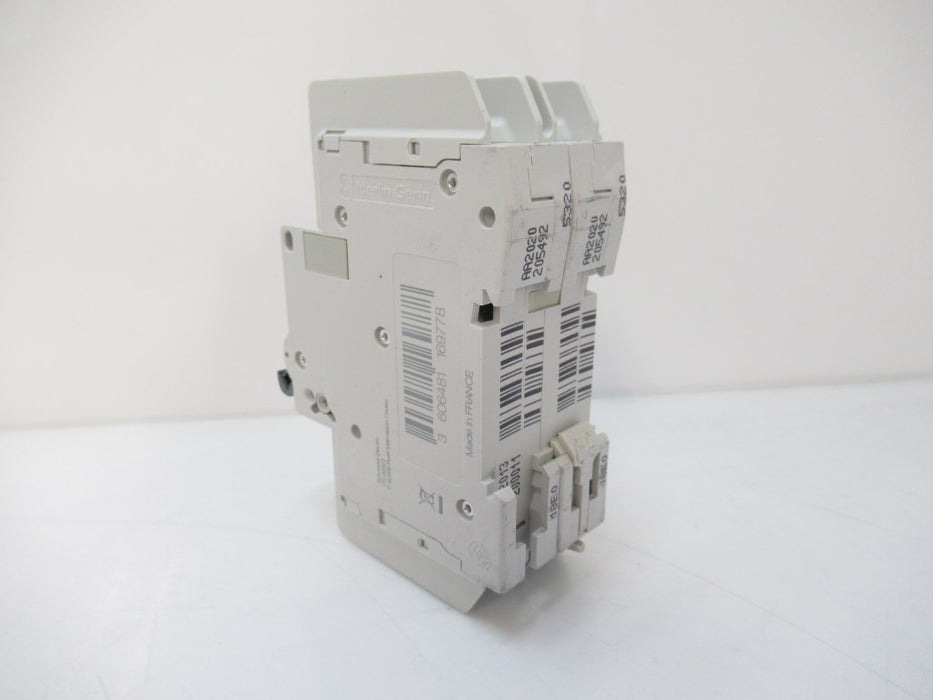 Schneider Electric M9F42215 Miniature Circuit Breaker 2-Pole 15A