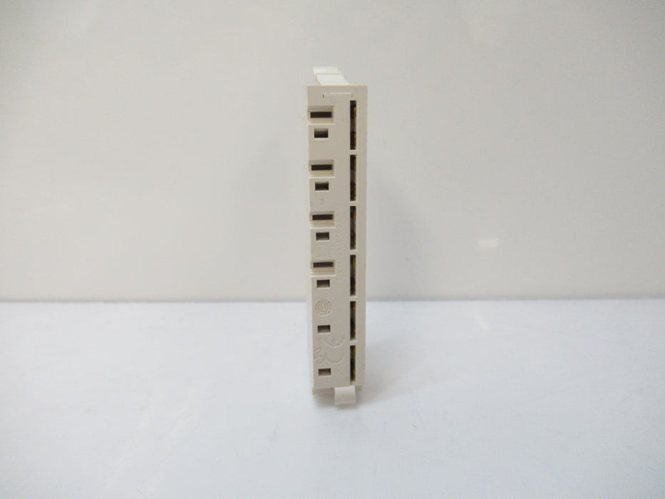 Schneider Electric TM5ACTB12 Modicon TM5, Terminal Block, 12-Pin ...