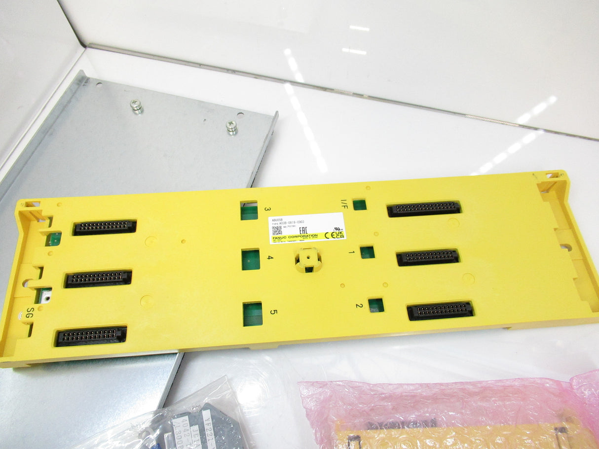 Fanuc A05B-2601-J130 5 Slot Vertical I/O Kit