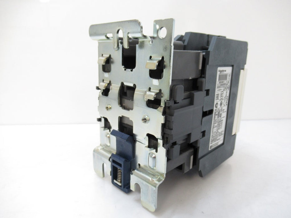 Schneider Electric LC1D80G7 TeSys D Contactor 3-Pole 600V AC, 80 A