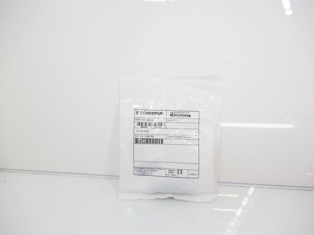 Schmersal AZ 15/16-B2 Safety Interlock Actuator Key