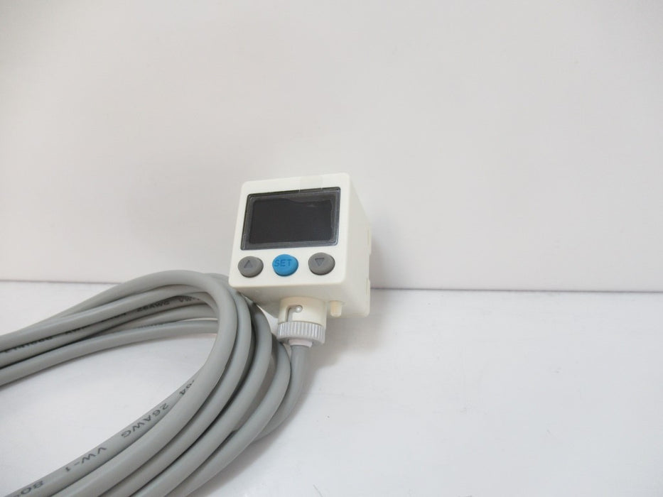 Pressure Sensor P45V-030-F2, 12-24V DC, 101.30kPa, 2 x PNP & Analog 1-5V