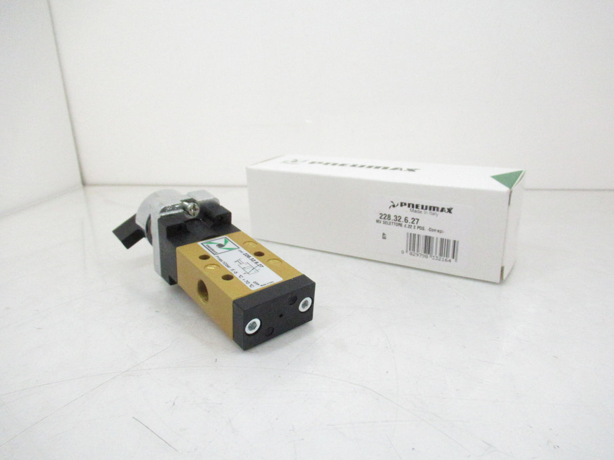 Pneumax 228.32.6.27 Manually Actuated Pneumatic Valve, 540 NL/min