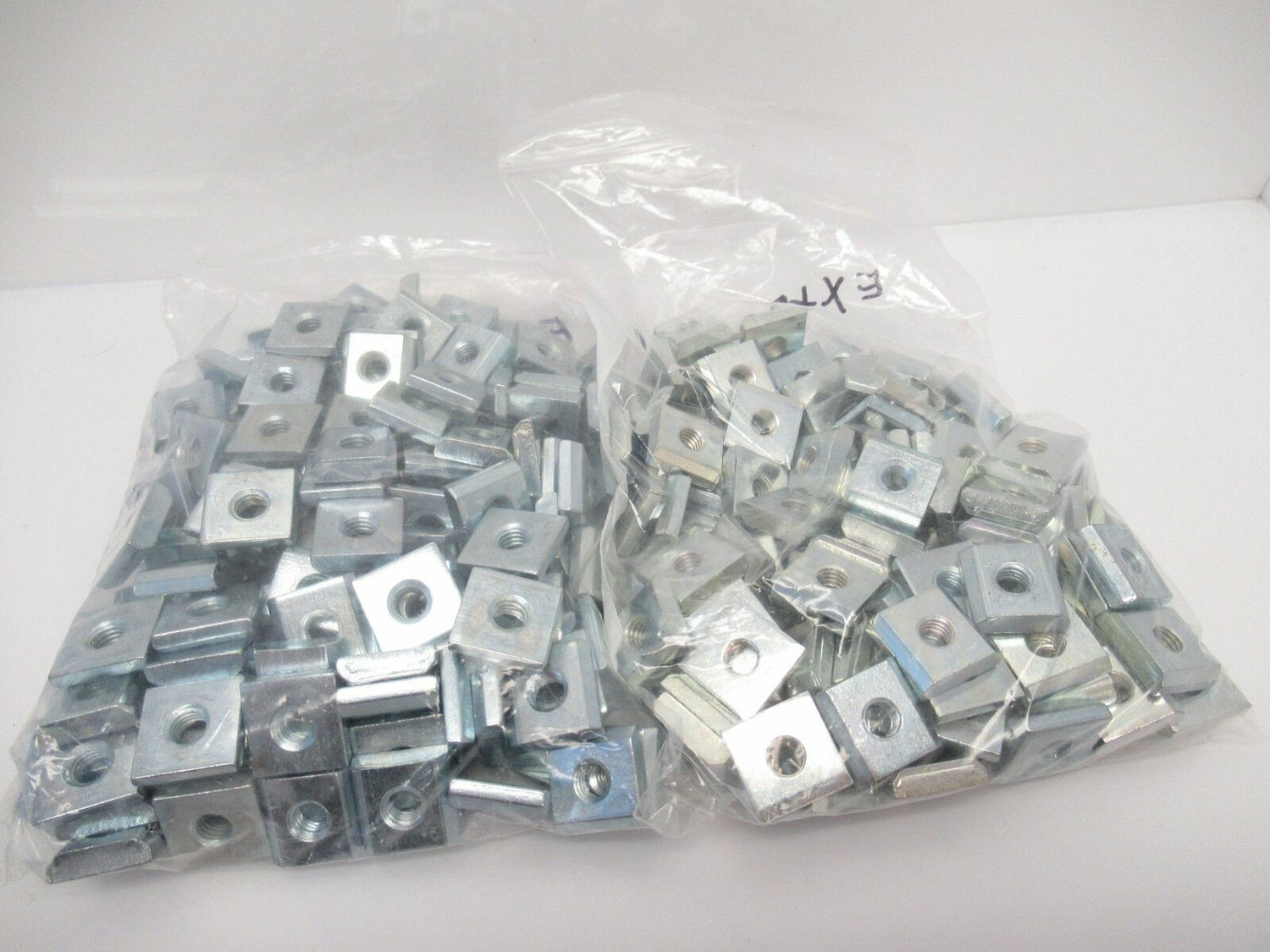 34.01.0001 MK Extrusion Nut 1,M8,Steel Zn (Sold By Lot Of 273 pcs New)