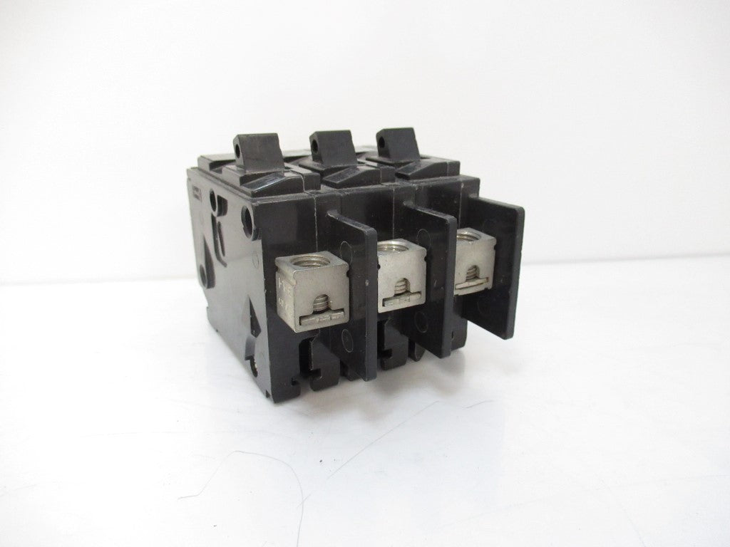 BQ3B030 Siemens Type BQ Low Voltage Molded Case Circuit Breaker 30A 240V AC