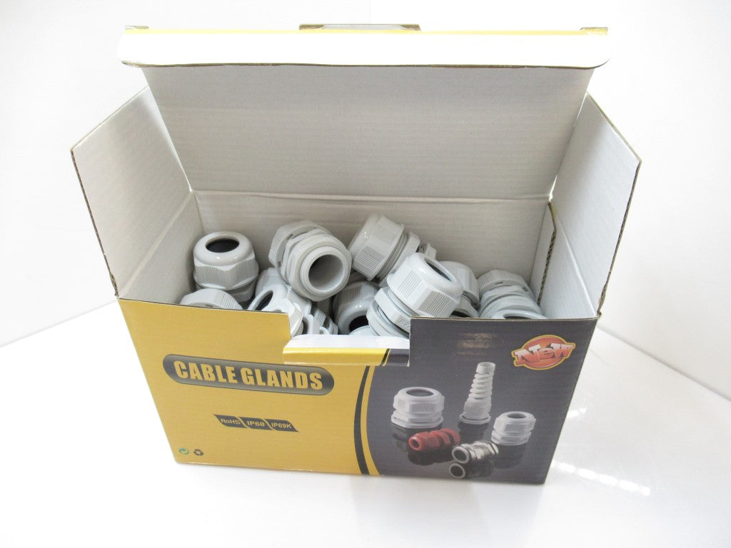 N3418 Beisit Cable Glands NPT 3/4" Cable Range 13 - 18 mm, Sold Per Pack Of 25