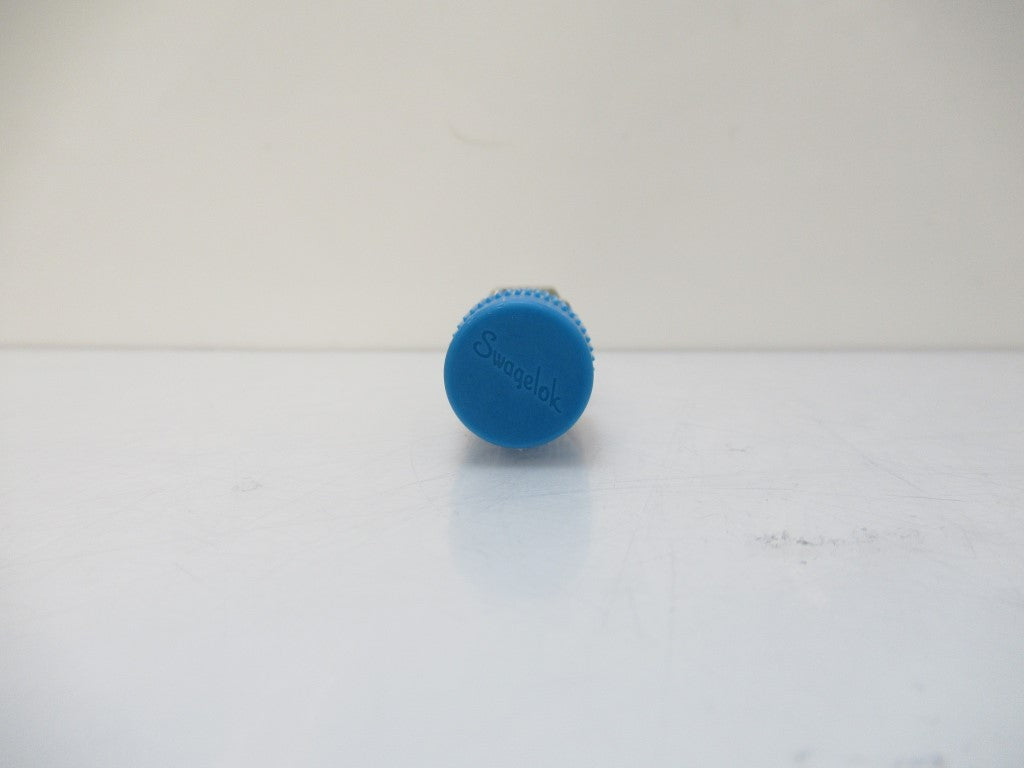 SS-400-1-4 SS40014 Swagelok Tube Fitting, Male Connector 1/4", NPT (New No Box)