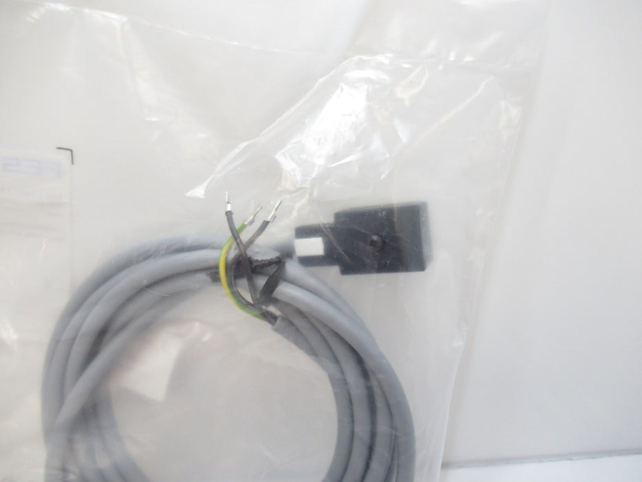 30935 Festo KMF-1-24DC-2.5-LED Plug Socket With Cable New In Bag