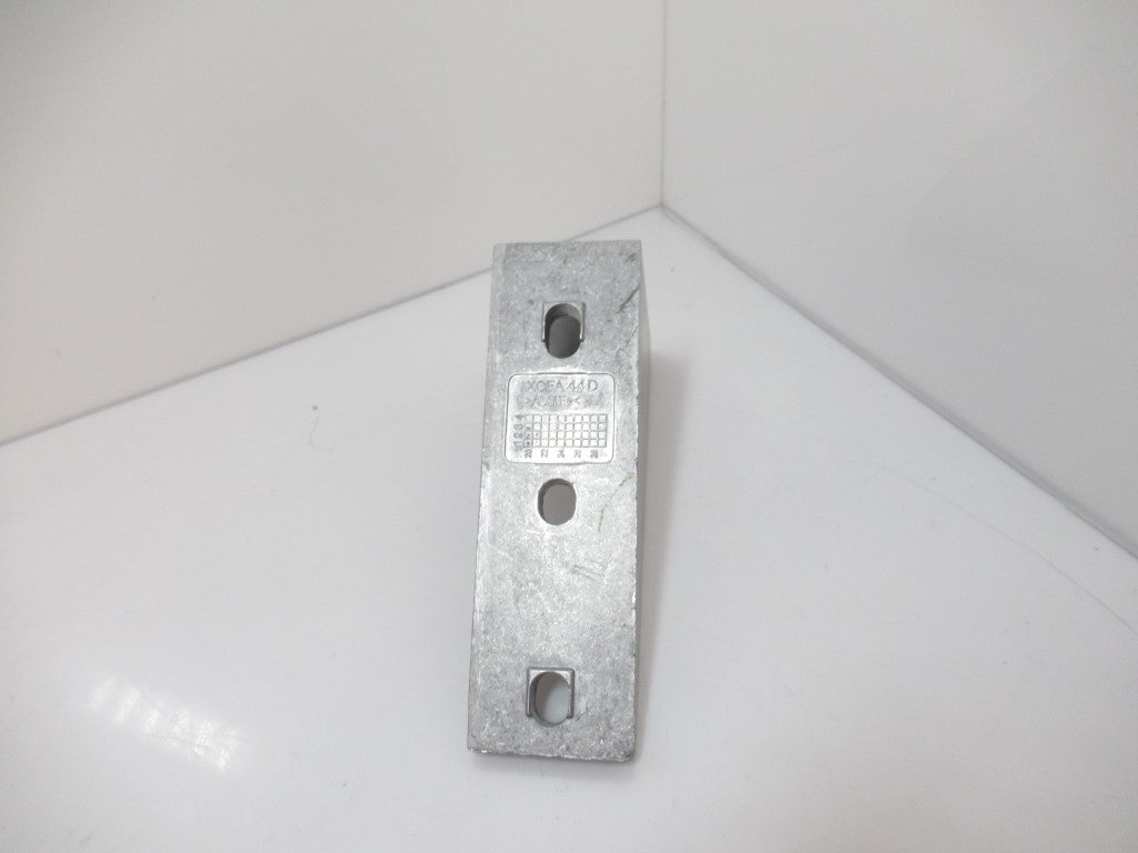 XCFA 44 D XCFA44D FlexLink XC Angle Bracket, Sold By Unit