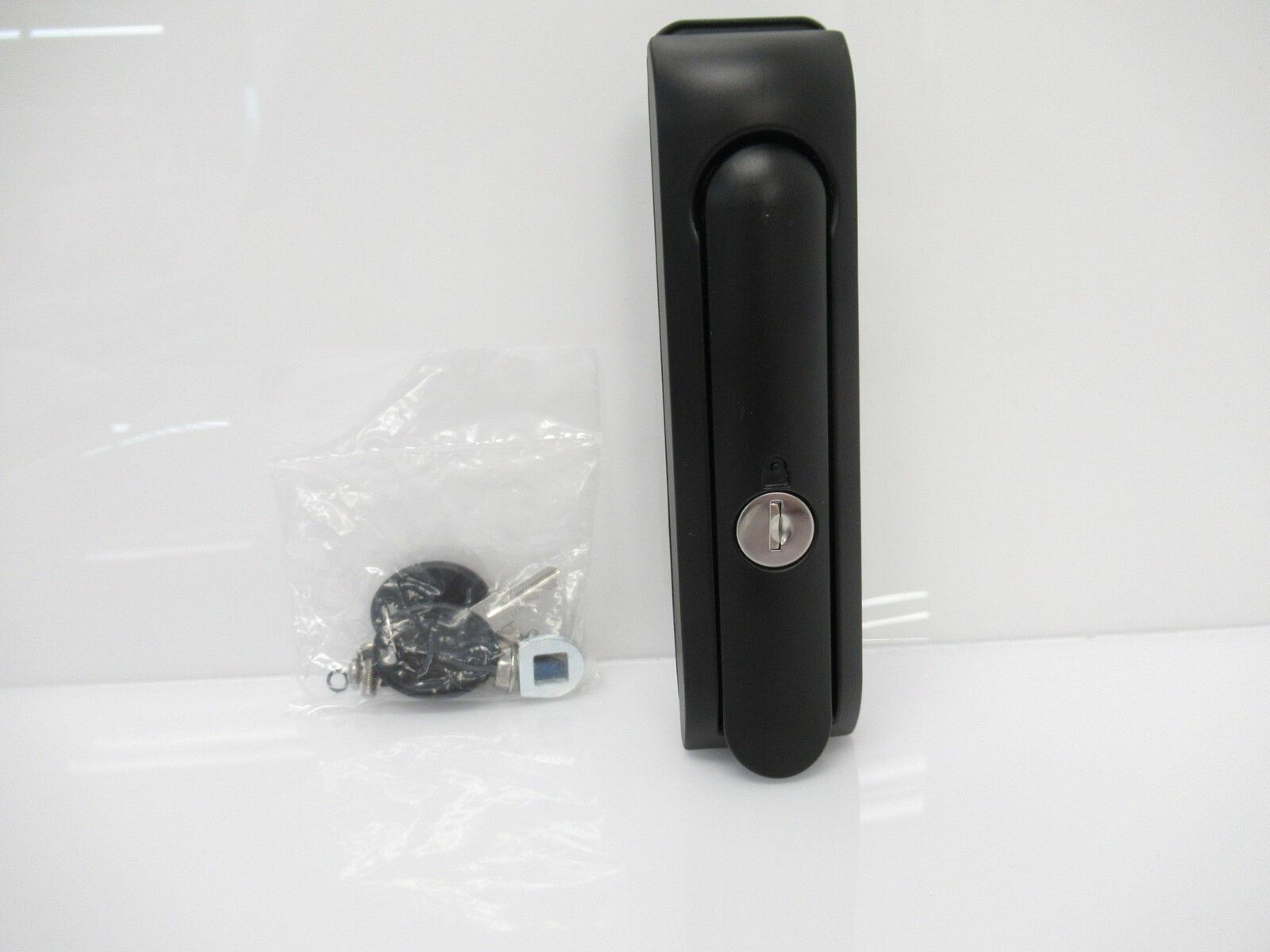 H3-50-101-150 Southco Swinghandle Multi-Point System - Industrial ...