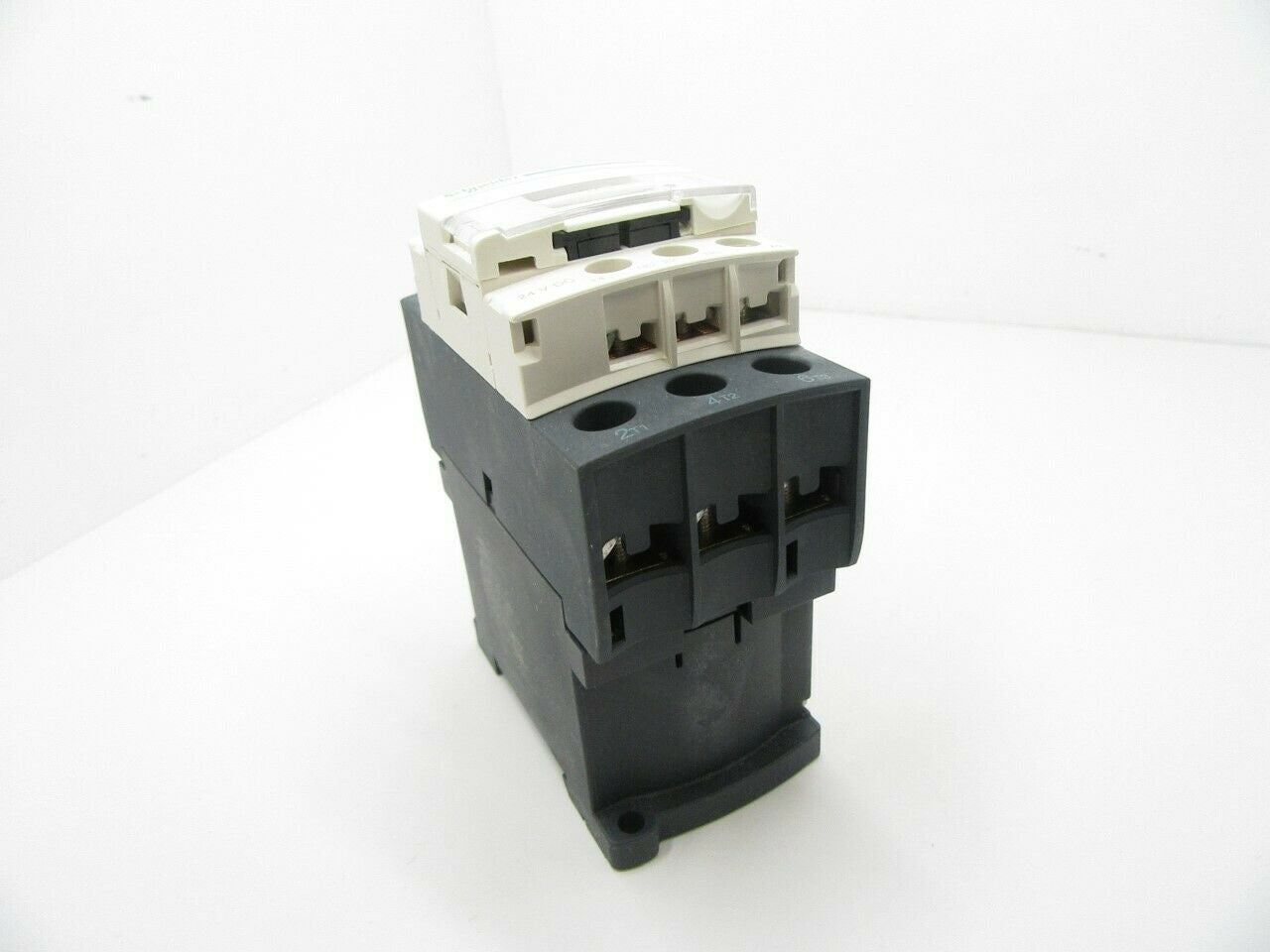 LC1D25BD Schneider Electric TeSys Contactor 25 A, 24V DC, 600V AC