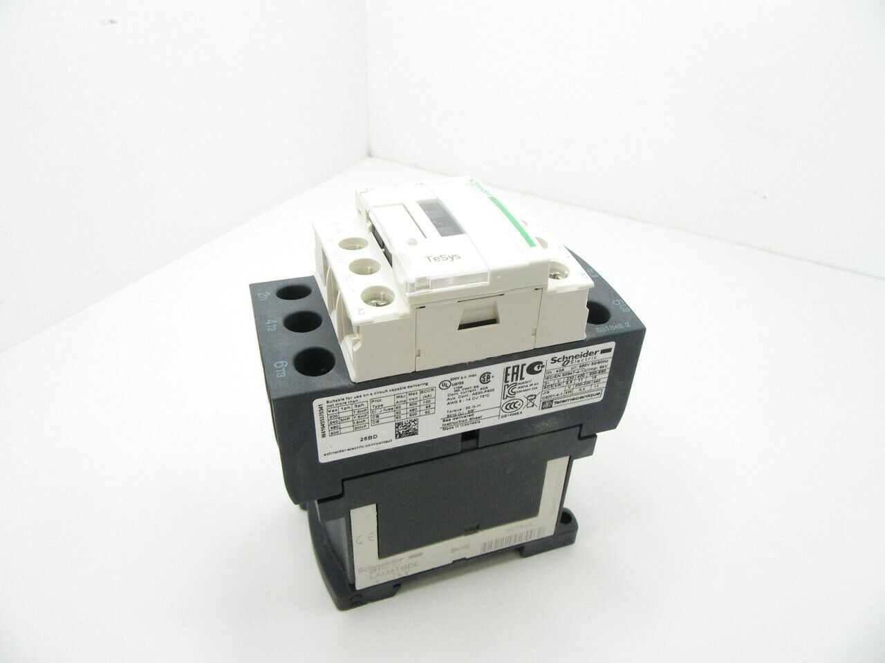 LC1D25BD Schneider Electric TeSys Contactor 25 A, 24V DC, 600V AC