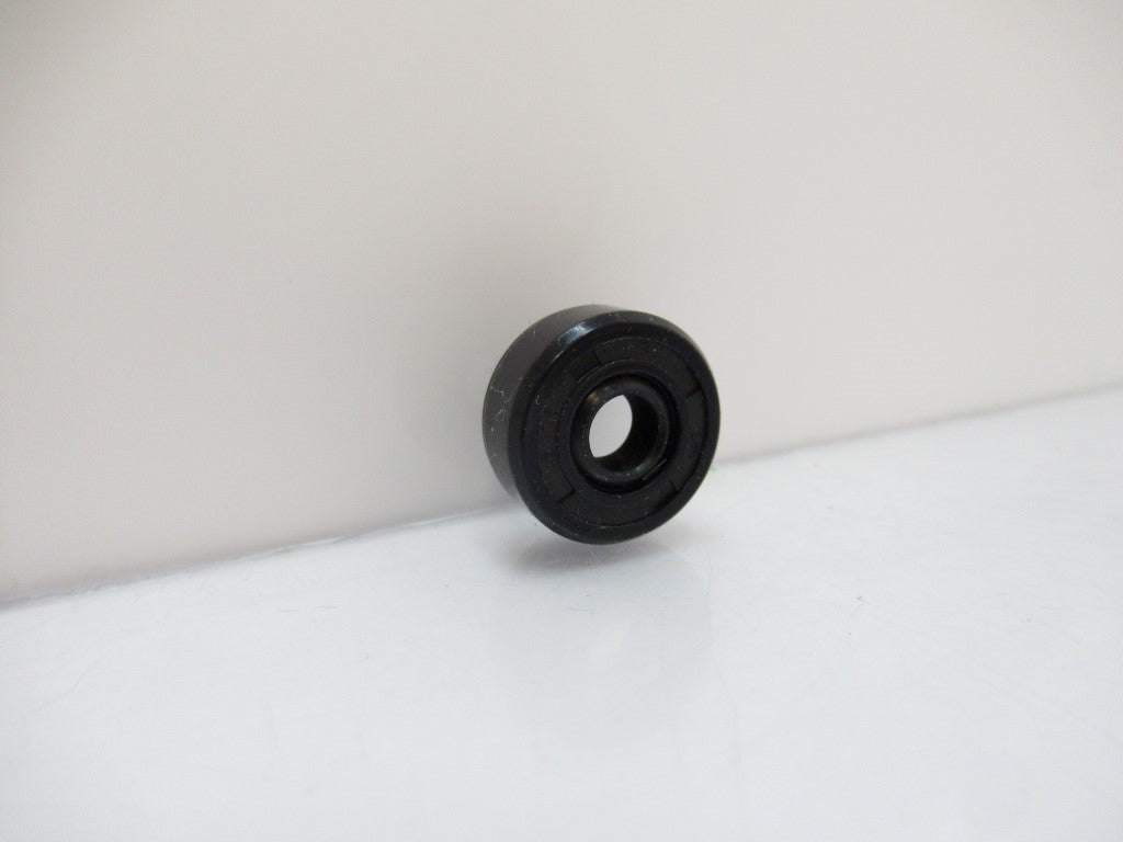 S006016070TC Unbranded Oil Seal SS. 6.00 X 16.00 X 7.00 (Sold By Unit New)