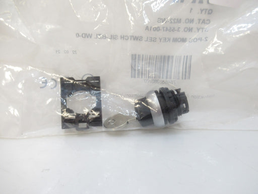 M22-WS M22WS Eaton Key Selector Switch 2 Positions Momentary New In Bag