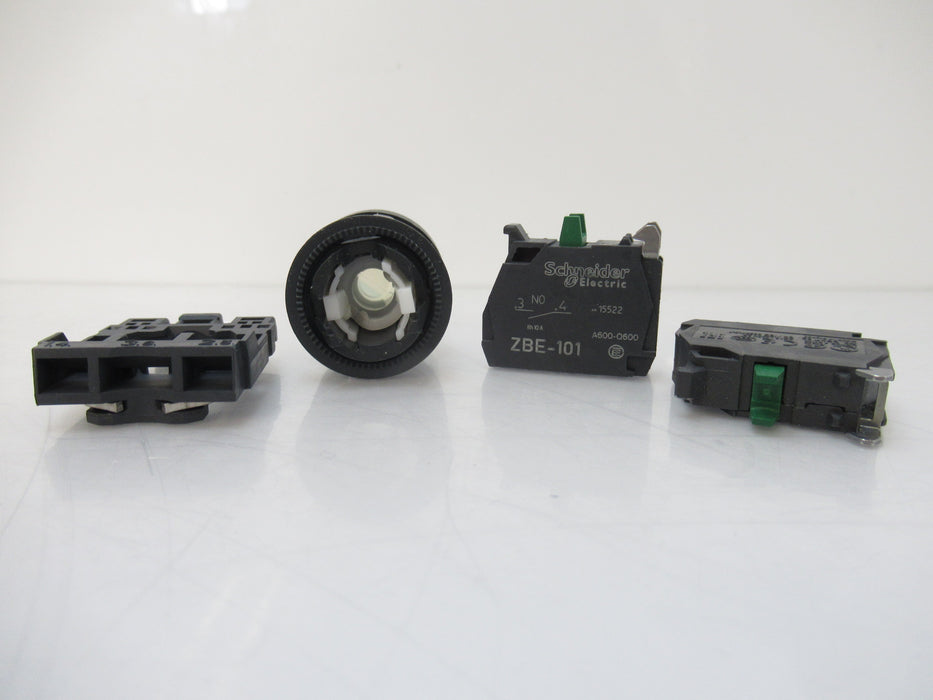 ZB5AK1313 Schneider Electric Harmony XB5 Illuminated Selector Switch Head (New)