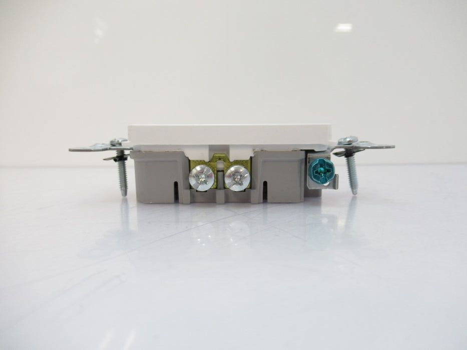 885W Legrand Receptacle Decora, Side & Push Wire, 125V, 15A ...