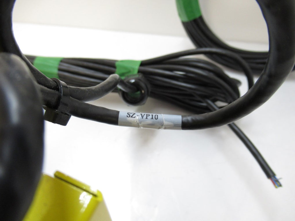 SZ-V04 SZV04 Keyence Safety Laser Scanner With Cable SZ-VP10 Included ...