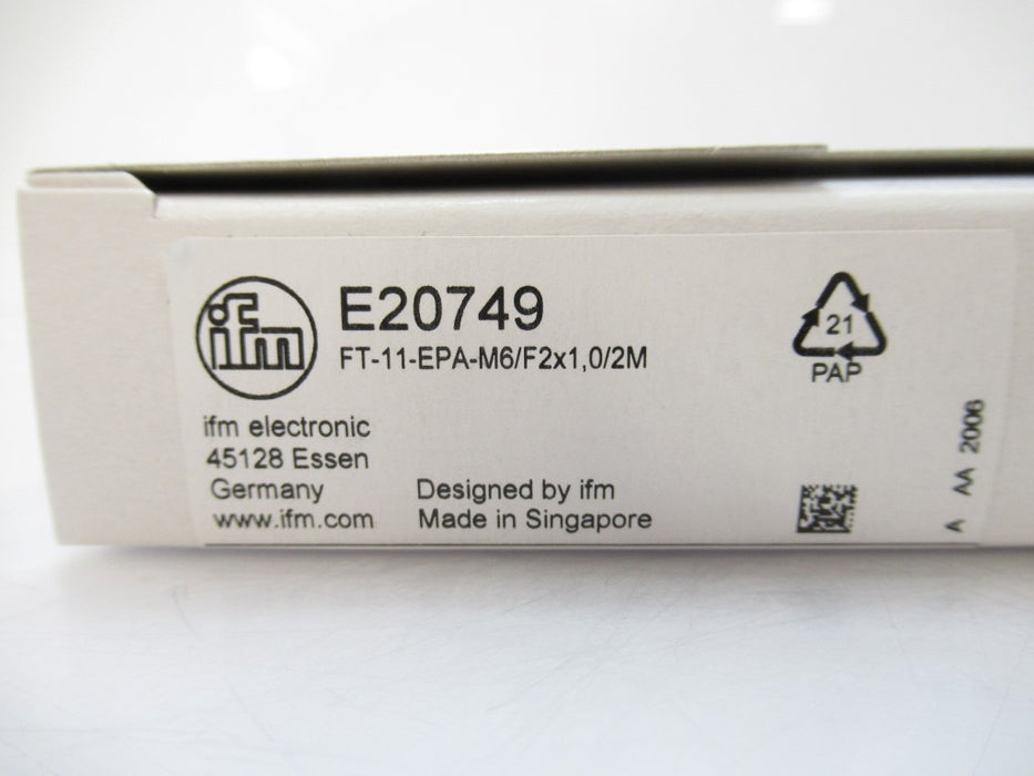 ifm E20715 FT 11 E V E6R/2m Lichtwellenleiter Reflexlichttaster used ifm E20715 FT 11 E V E6R/2m Lichtwellenleiter Reflexlichttaster used