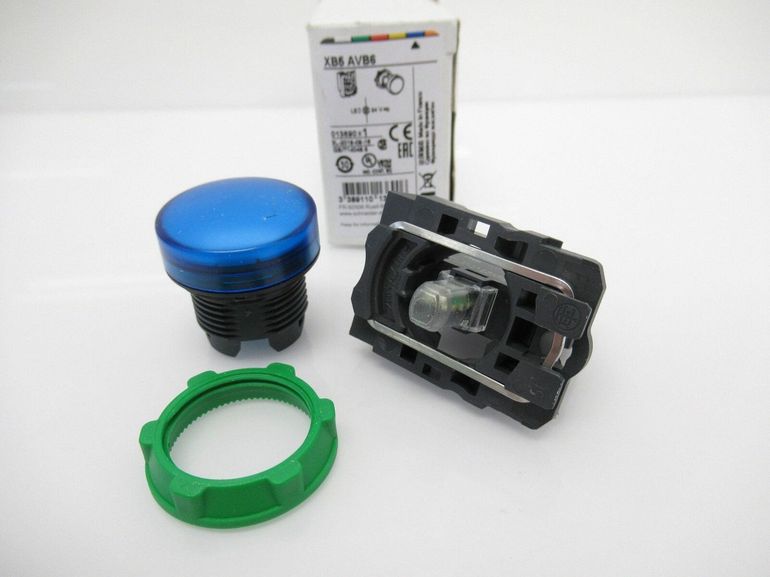 XB5AVB6 Schneider Electric Harmony XB5 Pilot Light, Blue, LED, 22mm, 24V AC/DC